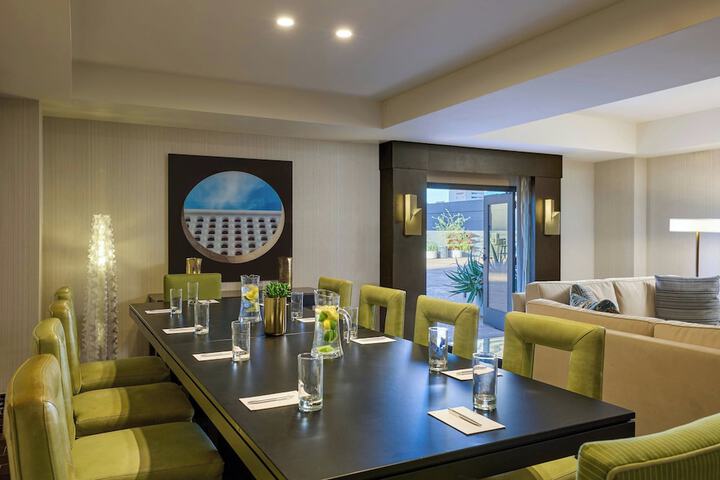 Meeting facility