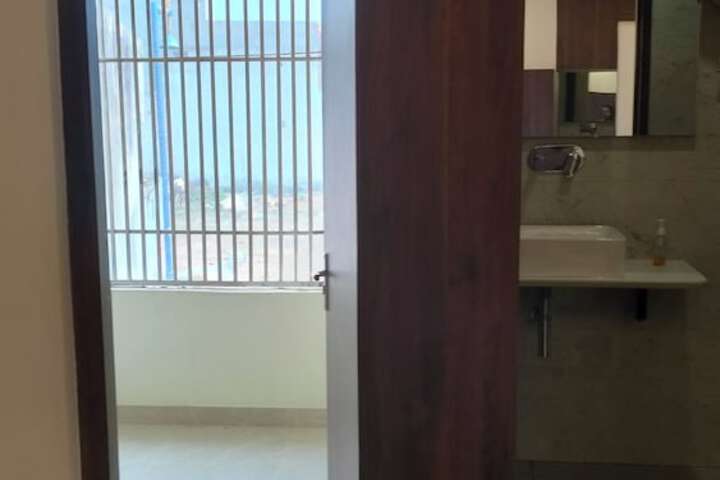 Room 25 of 118