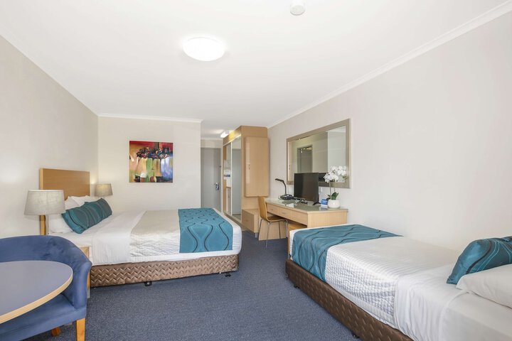 Room 15 of 60