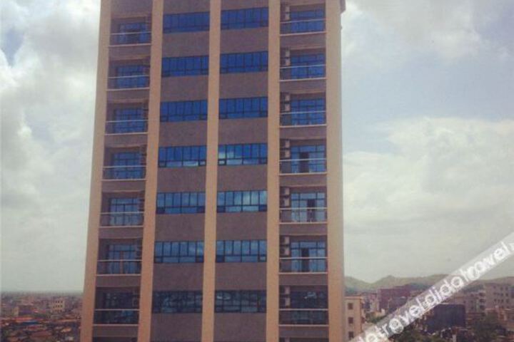 Hotel 5 of 14