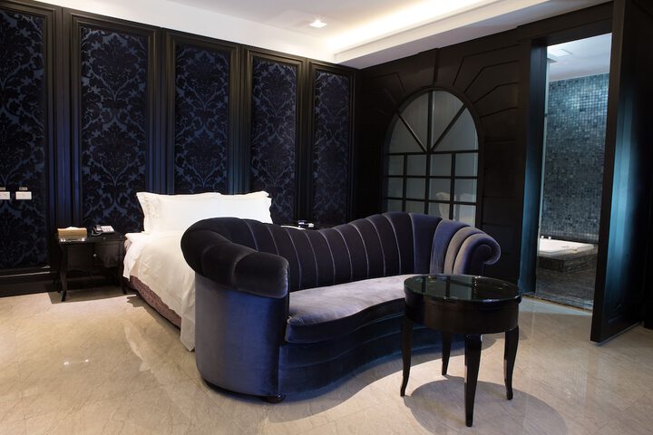 Room 15 of 55