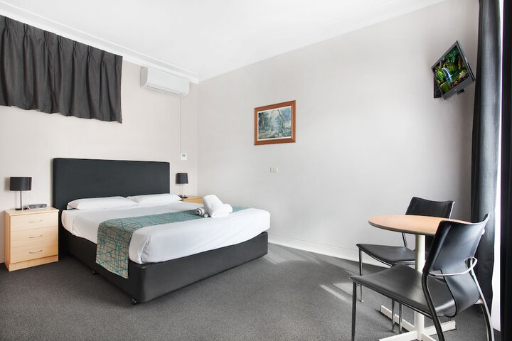 Room 7 of 20