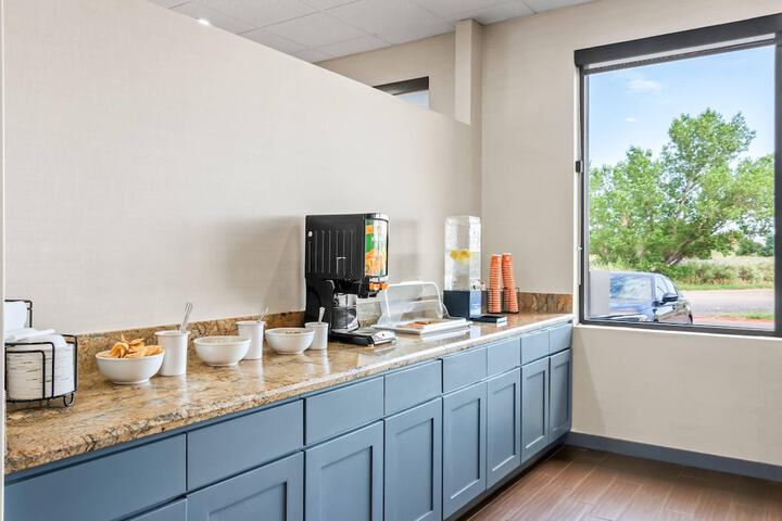 Breakfast/Coffee Service 54 of 67