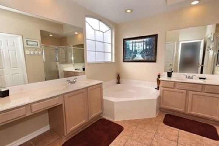 Room 2 of 21