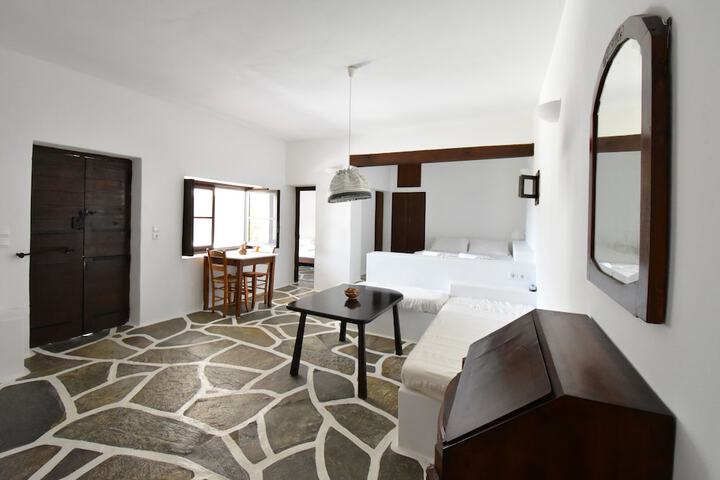 Room 43 of 101