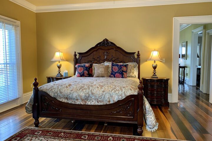Room 6 of 40