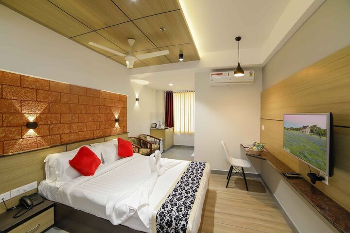 Room 16 of 53