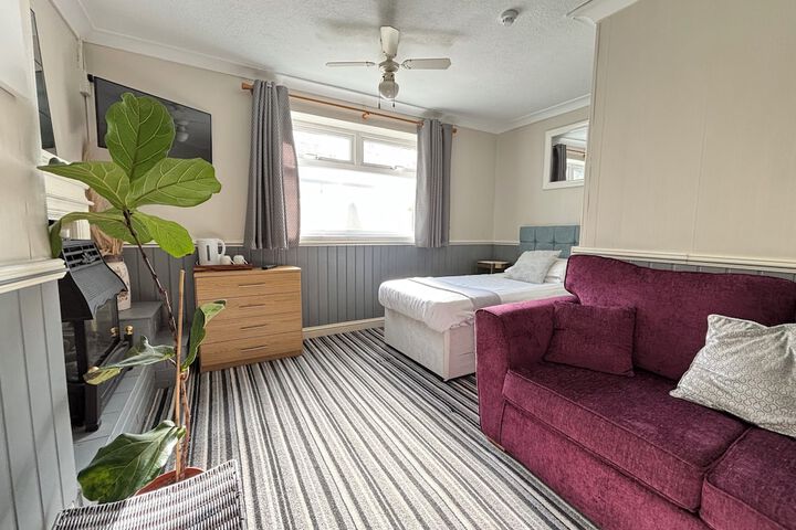 Room 20 of 94
