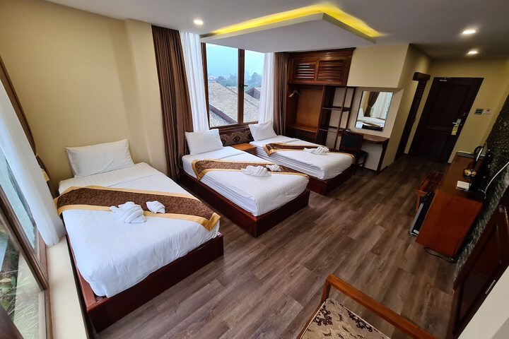 Room 5 of 87