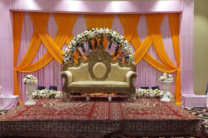 Ballroom/Hall 45 of 93