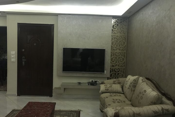 Room 10 of 15