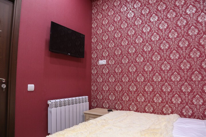 Room 9 of 30