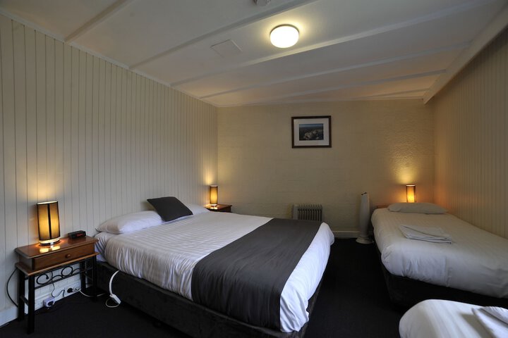 Room 8 of 43