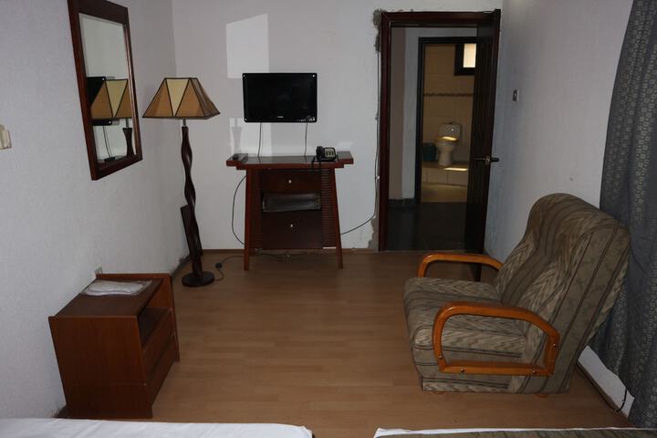 Room 34 of 54