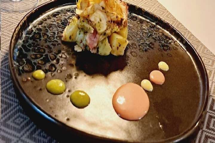 Dining 102 of 139