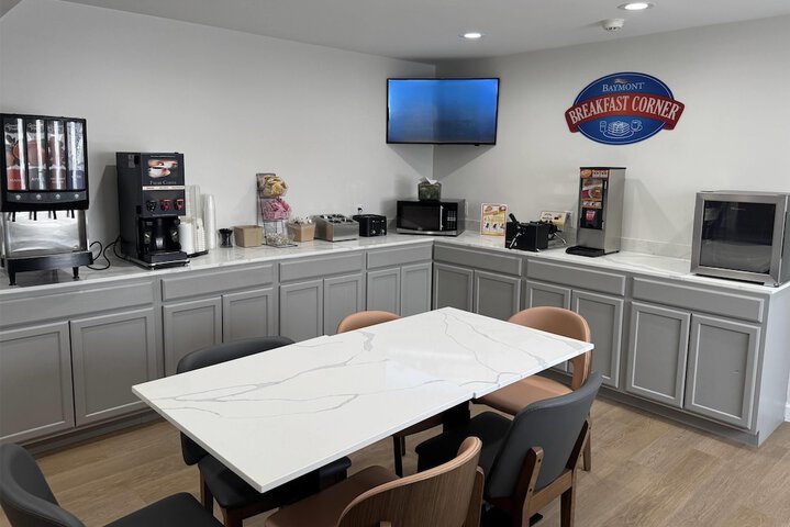 Breakfast/Coffee Service 34 of 36