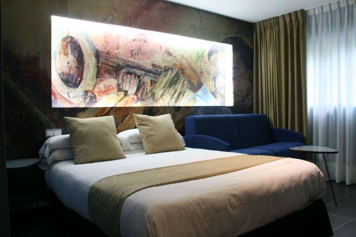 Room 10 of 60