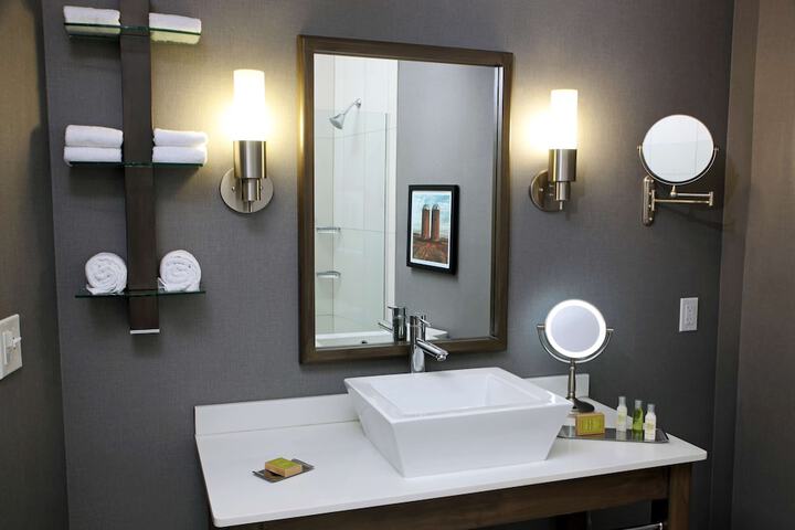 Bathroom shower