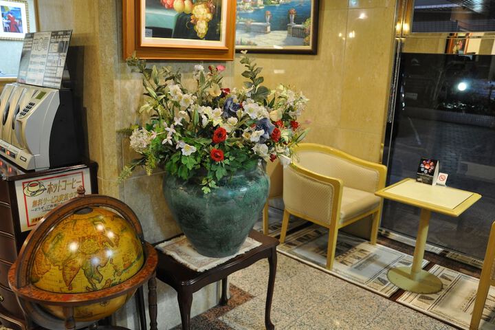 Hotel Interior 8 of 49