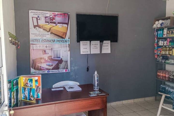 Hotel Estancia Moreno