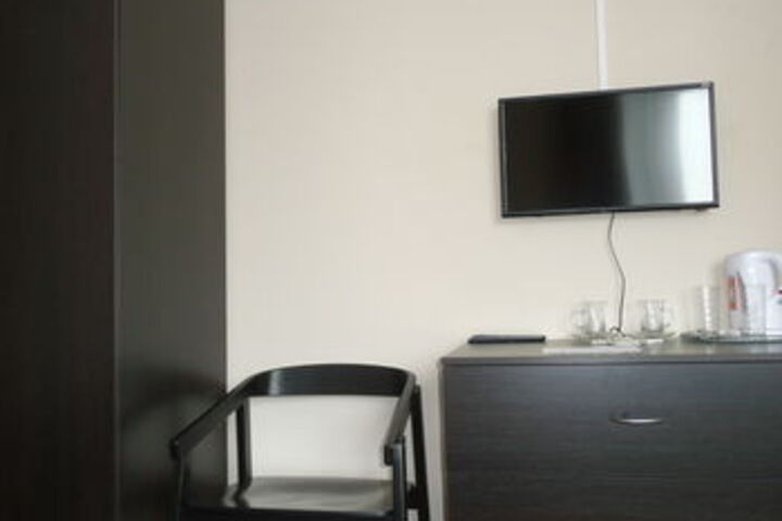 Room 14 of 33