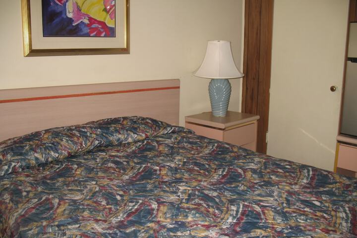 Room 7 of 14