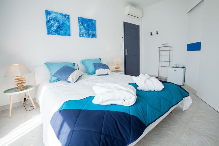 Room 3 of 55