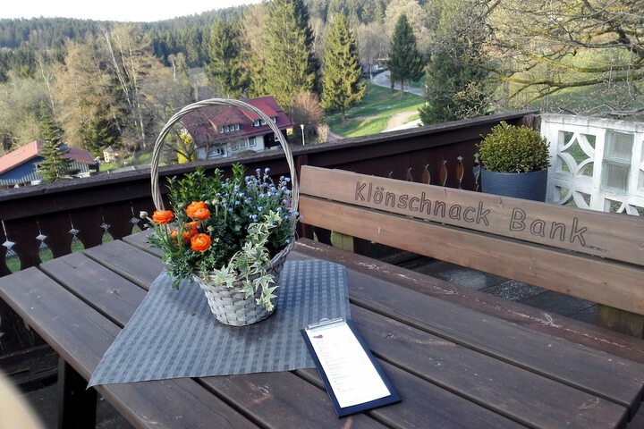Sundeck 79 of 81