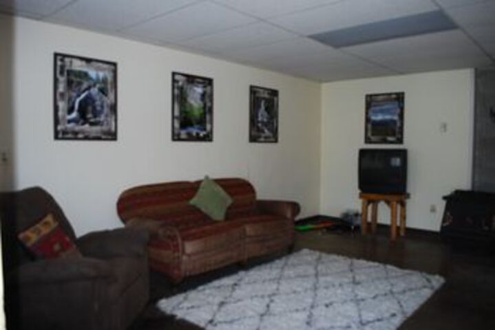 Room 28 of 38