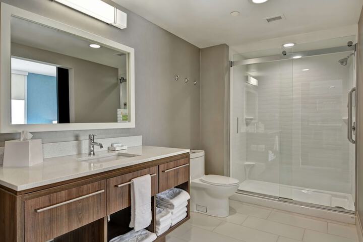 Bathroom shower