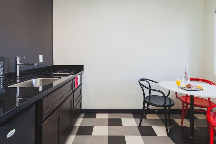 Private kitchenette