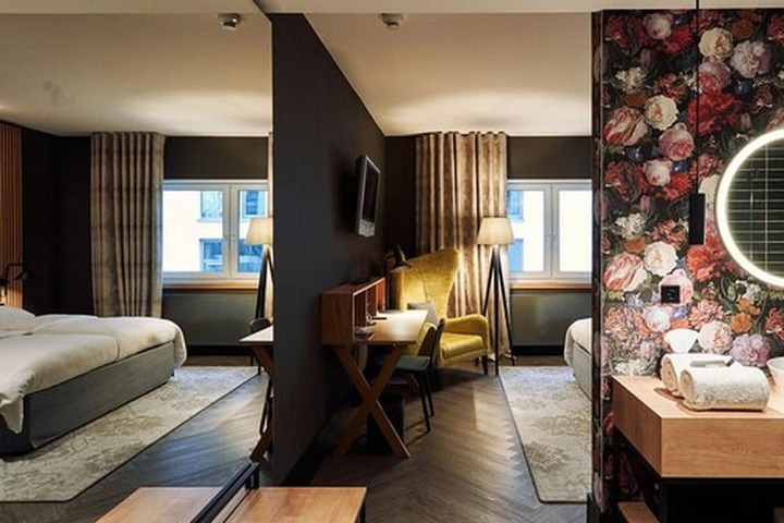 Room 28 of 131