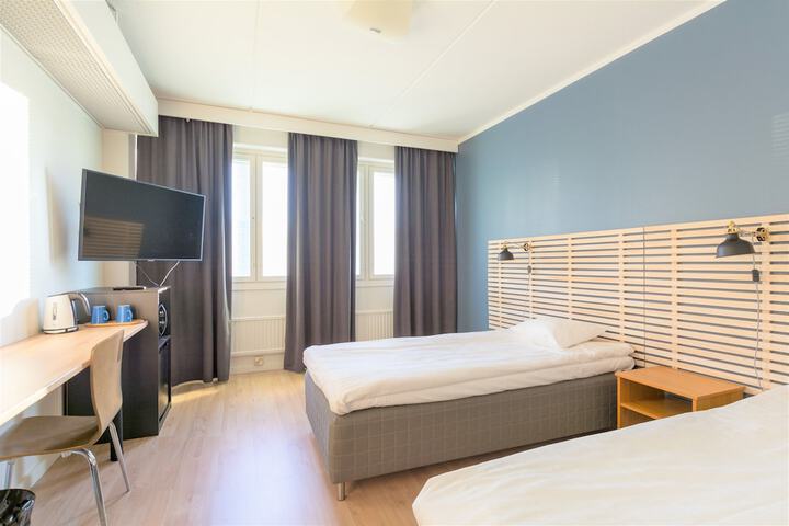 Room 19 of 39