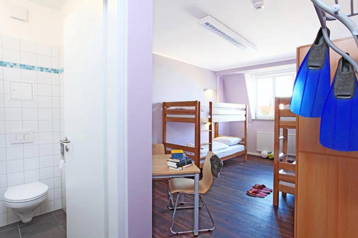 Room 25 of 71