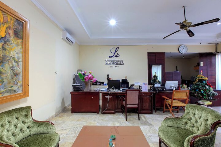 Entrance & Lobby