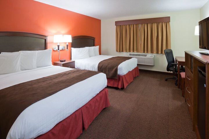 2 Queen Beds Mobility Accessible Deluxe Room Roll in Shower (1 of 11)