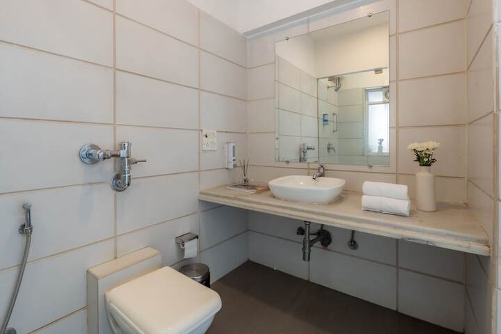 Room 20 of 39