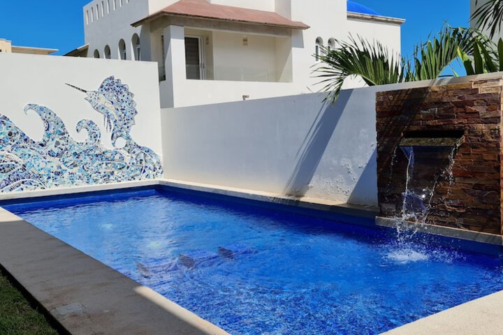Pool 19 of 26