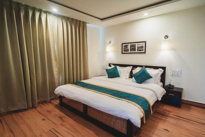Room 4 of 22