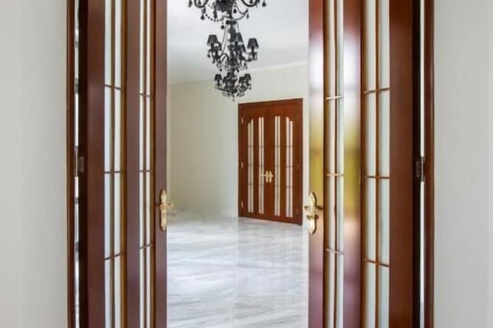 Ballroom/Hall 49 of 53