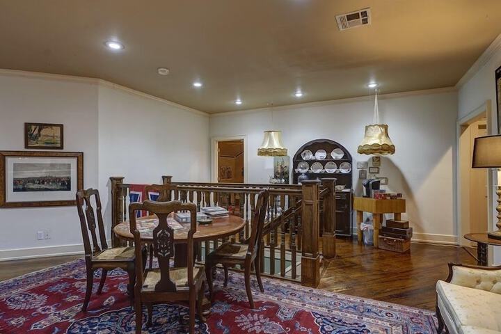 Hotel Interior 26 of 36