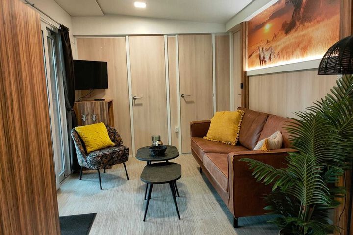 Room 10 of 39