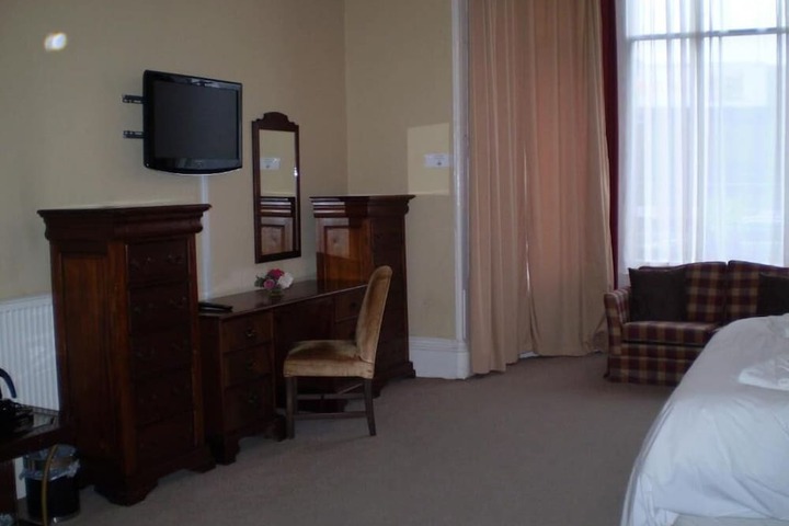 Room 22 of 45