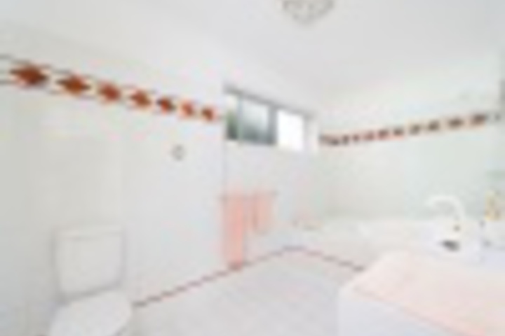 Room 196 of 216