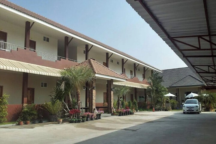 Hotel 58 of 75