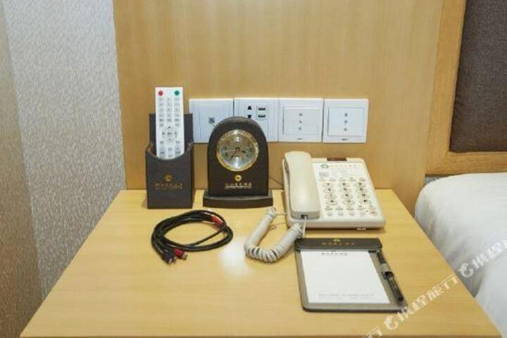 New Haojing Hotel (Guangzhou Xintang Metro Station)