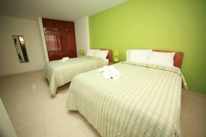 Room 8 of 14