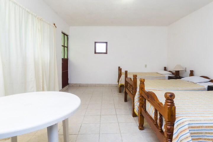 Room 15 of 29