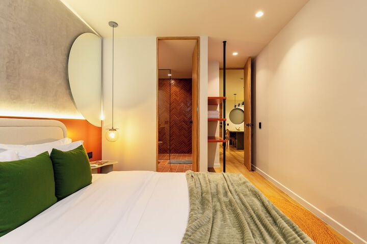 Room 55 of 199
