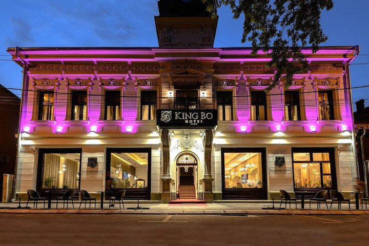 Luxury Hotel King Bo